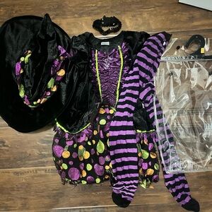 Girls spirit Halloween witch costume